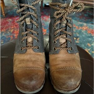 Sorel wedge boot size 91/2 brown and grey